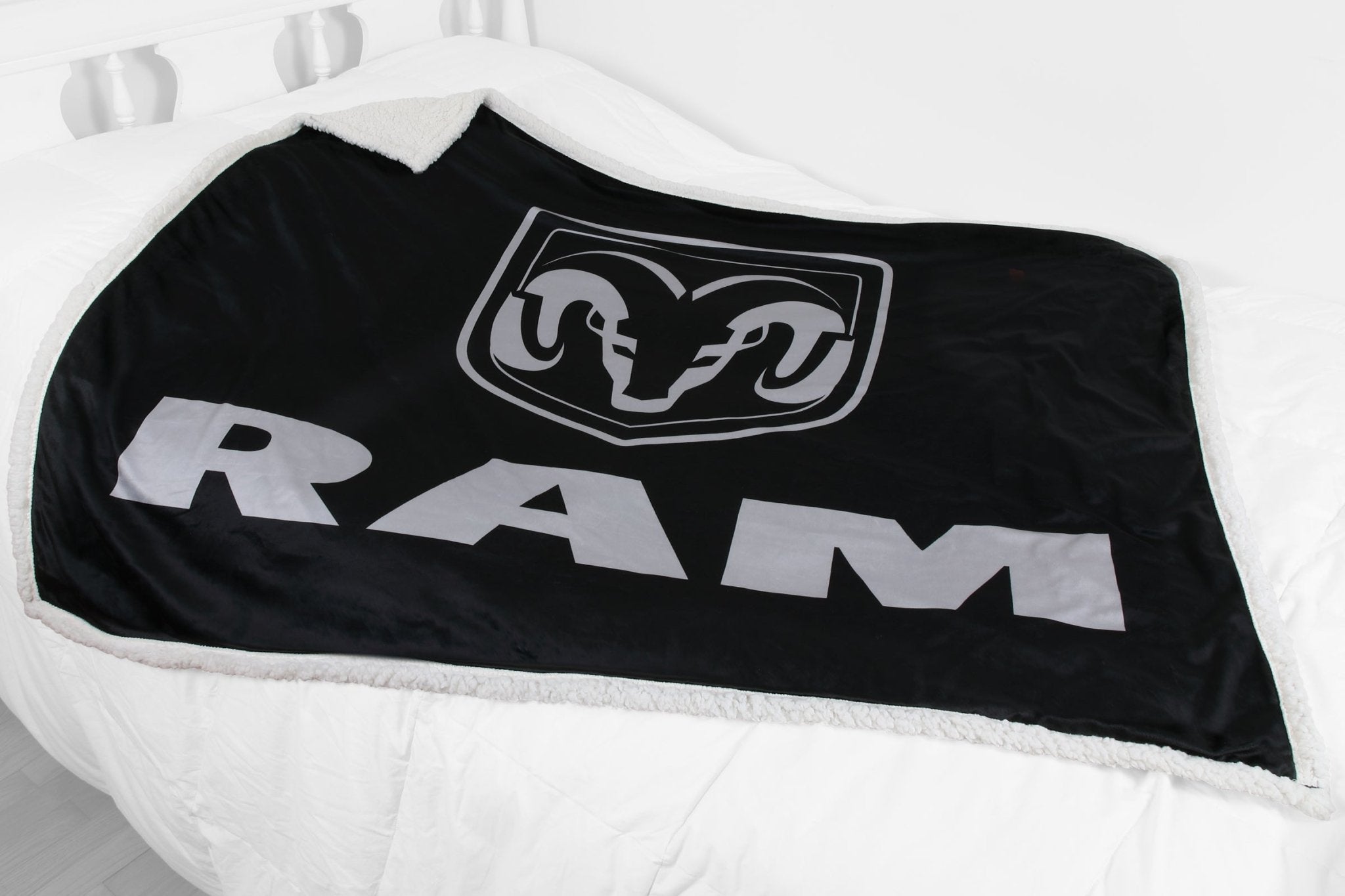 RAM Sherpa Blanket - Detroit Shirt CompanyFCA - RAMOther Accessories