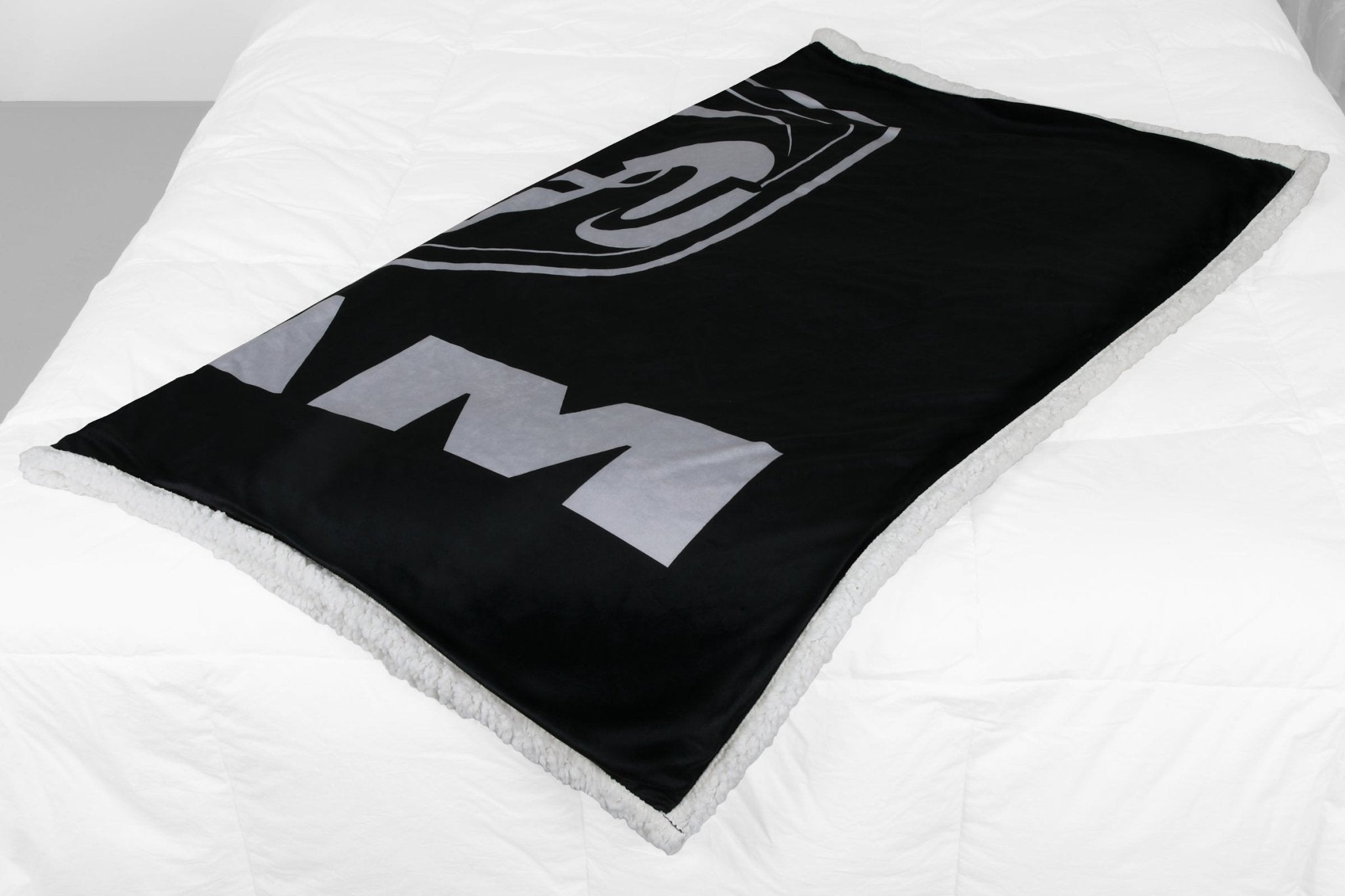 RAM Sherpa Blanket - Detroit Shirt CompanyFCA - RAMOther Accessories