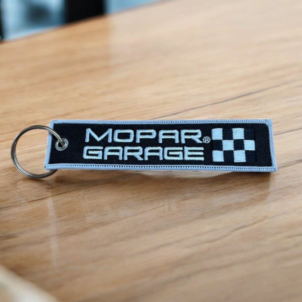 Keychain - Mopar Garage - Pull