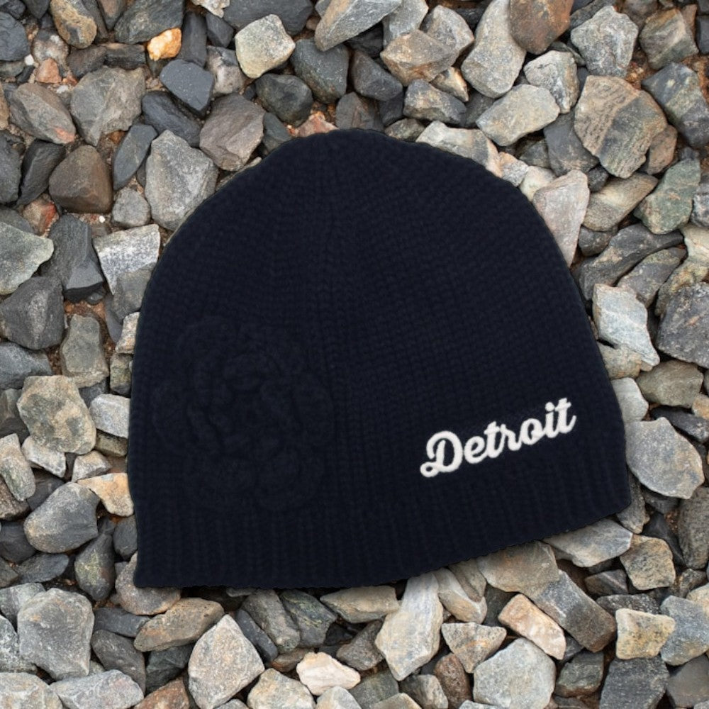 Hat - Detroit Thirsty Knit with flower - Black